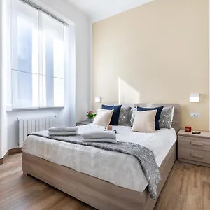 https://via-gluck.italymilanhotels.net