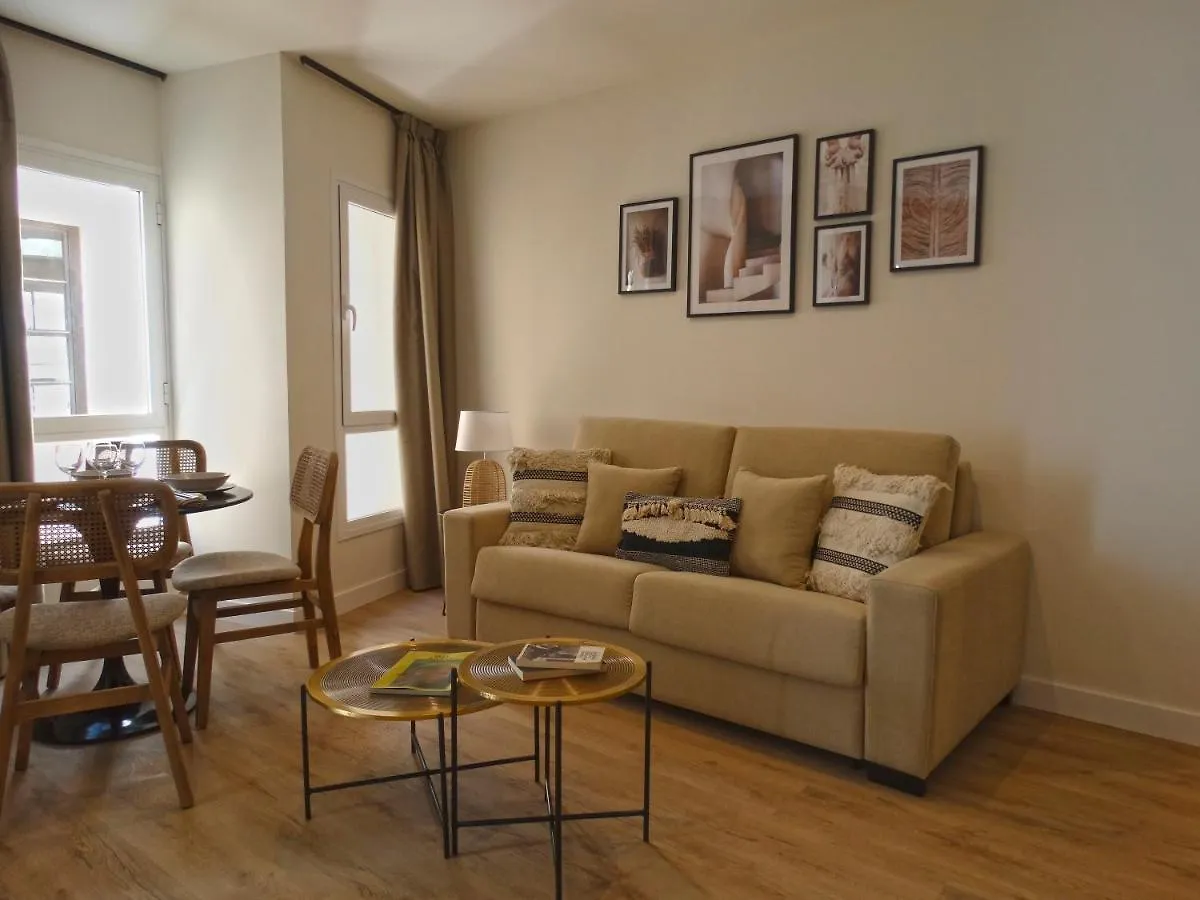 Apartamentos Malaga Premium - Calle San Telmo 0*,